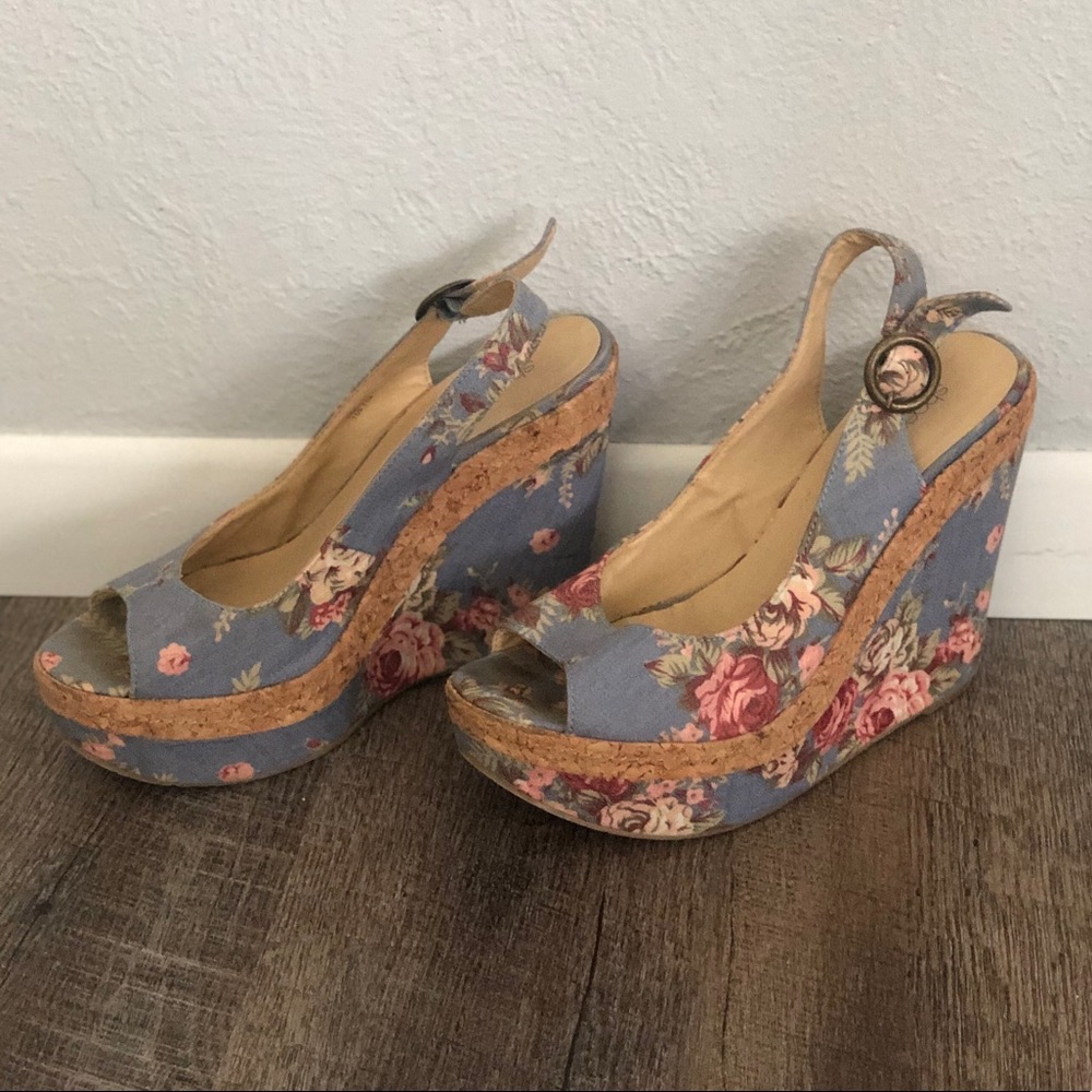 Blue Floral Print Wedges